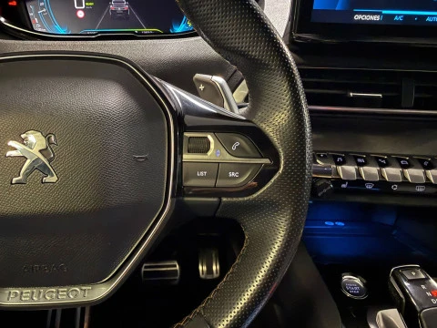 Peugeot 3008 Hybrid 300 e-EAT8 GT Pack