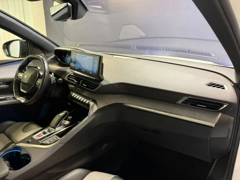 Peugeot 3008 Hybrid 300 e-EAT8 GT Pack