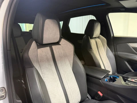 Peugeot 3008 Hybrid 300 e-EAT8 GT Pack