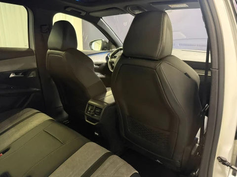 Peugeot 3008 Hybrid 300 e-EAT8 GT Pack