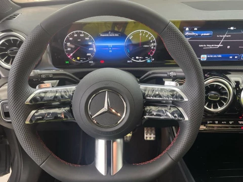 Mercedes-Benz Clase A 250 e con tecnología híbrida EQ