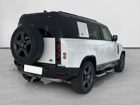 Land Rover Defender 3.0D I6 250 X-Dyn SE 110 AT 4WD MHEV