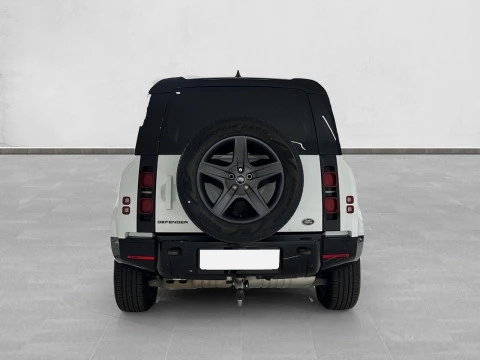 Land Rover Defender 3.0D I6 250 X-Dyn SE 110 AT 4WD MHEV