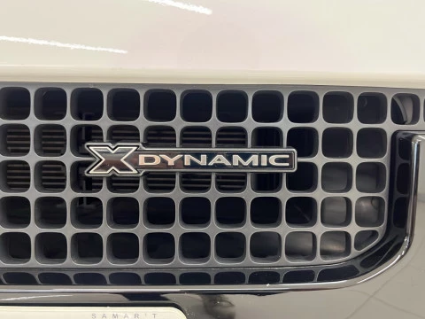 Land Rover Defender 3.0D I6 250 X-Dyn SE 110 AT 4WD MHEV