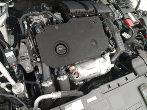 Peugeot 508 Business Line BlueHDi 96kW S&S EAT8