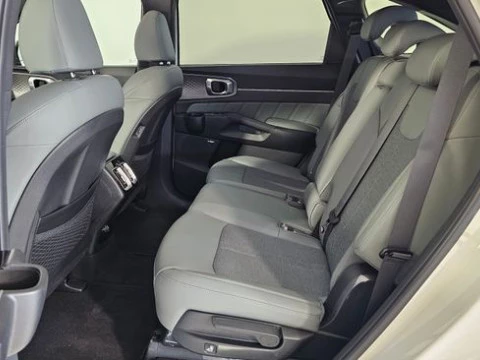 Kia Sorento 1.6 T-GDi HEV Emotion 4x2 7pl