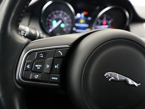 Jaguar E-PACE 2.0 D 110KW 4WD 5P