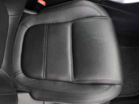 Jaguar E-PACE 2.0 D 110KW 4WD 5P