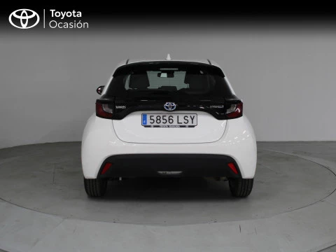 Toyota Yaris 1.5 120H Business Plus