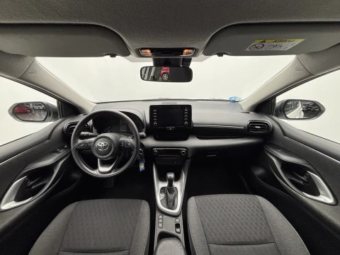 Toyota Yaris 1.5 120H Business Plus