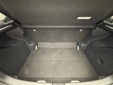 Toyota Yaris 1.5 120H Business Plus