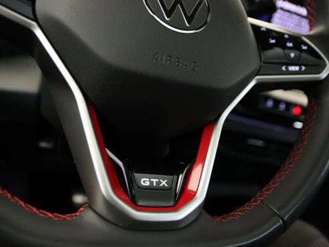 Volkswagen ID.5 BEV 82KWH 220 KW GTX 4WD AUTO 5P