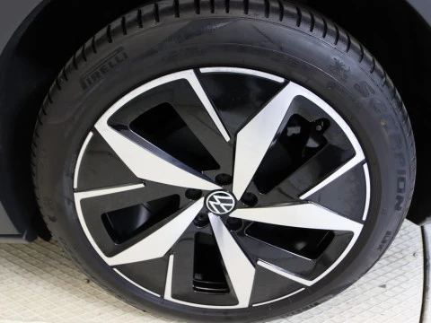Volkswagen ID.5 BEV 82KWH 220 KW GTX 4WD AUTO 5P