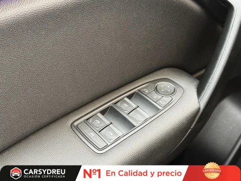 Renault Captur Zen TCe 140 EDC GPF Micro Híbrido