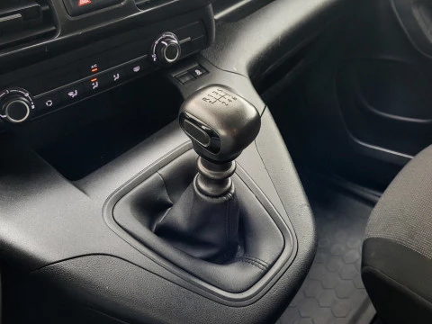 Peugeot Rifter Active Pack Busin. Standard BlueHDi 73kW