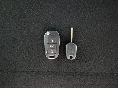 Peugeot Rifter Active Pack Busin. Standard BlueHDi 73kW