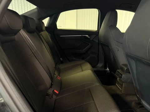 Audi A3 Sedan S line 35 TDI 110kW S tronic