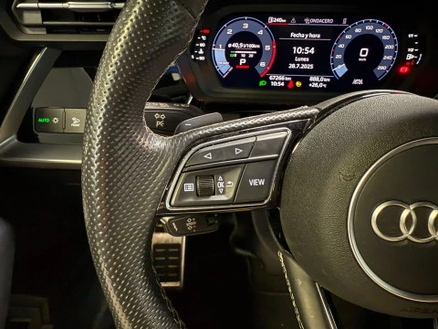 Audi A3 Sedan S line 35 TDI 110kW S tronic