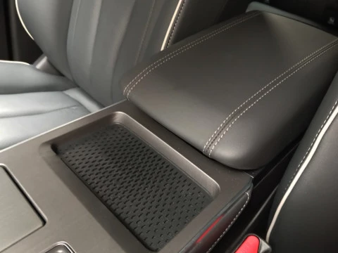 EBRO S400 1.5 DHE HEV Excellence CVT