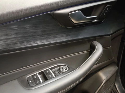 EBRO S400 1.5 DHE HEV Excellence CVT