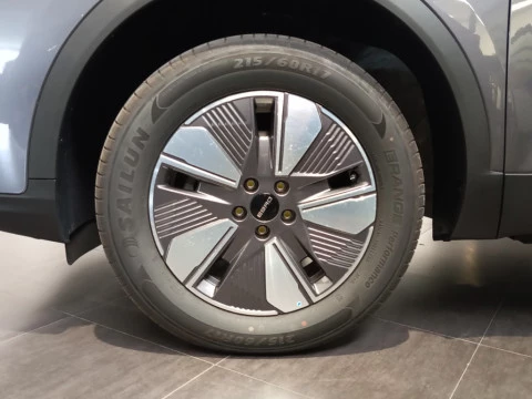 EBRO S400 1.5 DHE HEV Excellence CVT