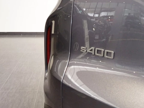 EBRO S400 1.5 DHE HEV Excellence CVT