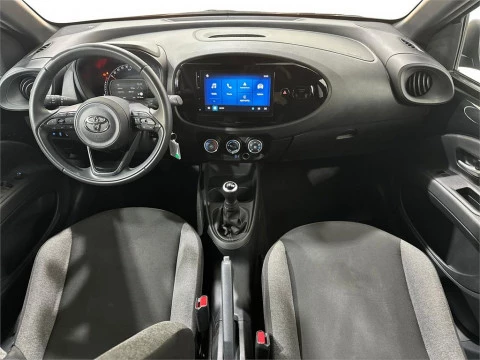 Toyota Aygo X Cross Play MT