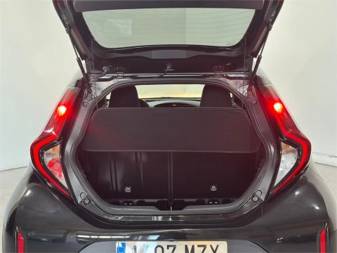 Toyota Aygo X Cross Play MT