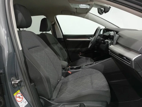 Volkswagen Golf Life 1.0 eTSI 81 kW (110 CV) DSG