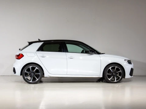 Audi A1 Sportback Adrenal Black 30TFSI 85kW S tr