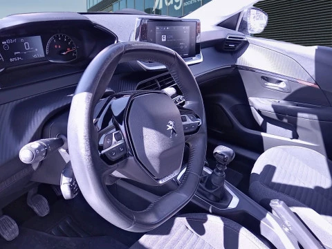 Peugeot 208 BlueHDi 73kW (100CV) Active