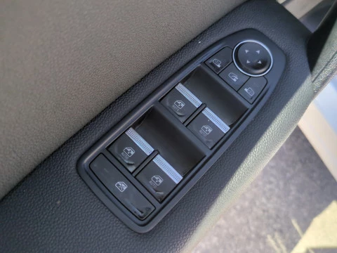 Renault Captur techno E-Tech híbrido 105 kW (145CV)
