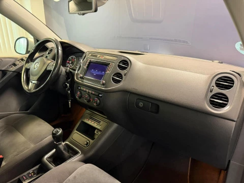 Volkswagen Tiguan T1 Sport 2.0 TDI 150CV BMT 4x2