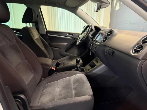 Volkswagen Tiguan T1 Sport 2.0 TDI 150CV BMT 4x2