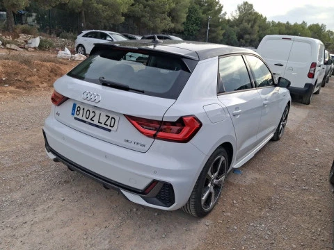 Audi A1 Sportback Adrenalin 30 TFSI 81kW S tron
