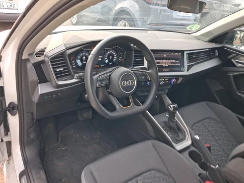 Audi A1 Sportback Adrenalin 30 TFSI 81kW S tron