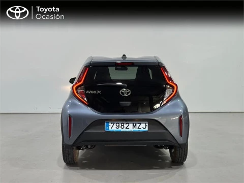 Toyota Aygo X Cross Cross Play s-CVT
