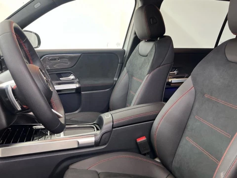 Mercedes-Benz GLB 200 d