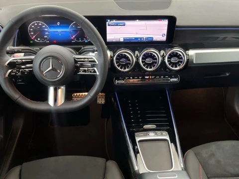 Mercedes-Benz GLB 200 d