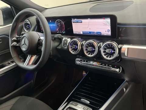 Mercedes-Benz GLB 200 d