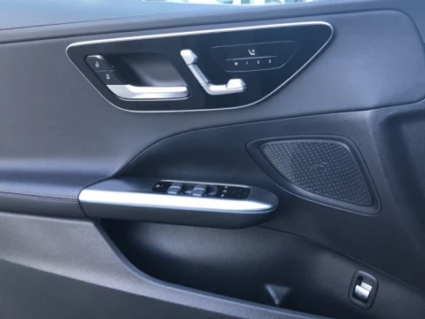 Mercedes-Benz Clase C  220 d Berlina