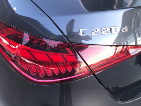 Mercedes-Benz Clase C  220 d Berlina
