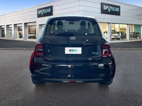 Fiat 500 Monotrim Hb 320km 85kW (118CV)