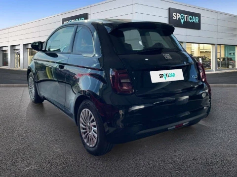 Fiat 500 Monotrim Hb 320km 85kW (118CV)