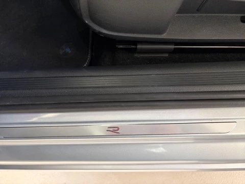 Volkswagen Taigo R-Line 1.0 TSI 85 kW (115 CV) DSG