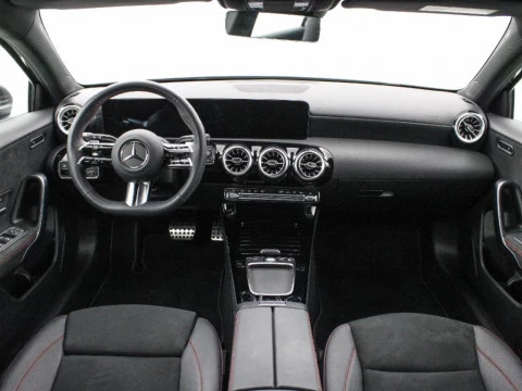 Mercedes-Benz Clase A 2.0 A 180 D DCT 116 5P