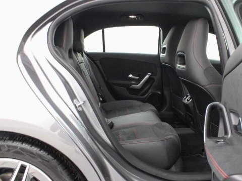 Mercedes-Benz Clase A 2.0 A 180 D DCT 116 5P