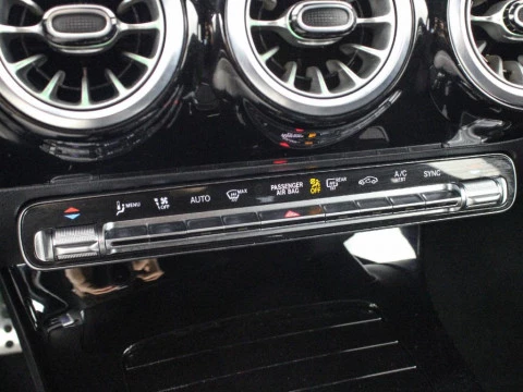 Mercedes-Benz Clase A 2.0 A 180 D DCT 116 5P