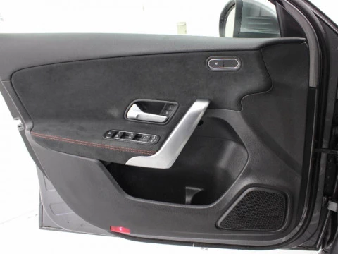 Mercedes-Benz Clase A 2.0 A 180 D DCT 116 5P