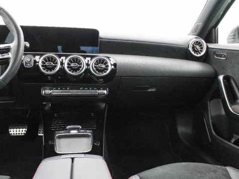 Mercedes-Benz Clase A 2.0 A 180 D DCT 116 5P